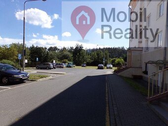 Holýšov. Cihlový byt 3 + 1 s lodžií ve velmi slušném a udržo - 7