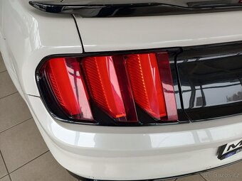 FORD MUSTANG MK6 - 5.0 L -  GT V8 - 313 KW - STK 07/2027 - 7