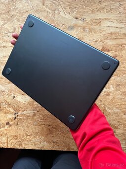 Apple MacBook Air 2022, krásný stav, M2 - 7