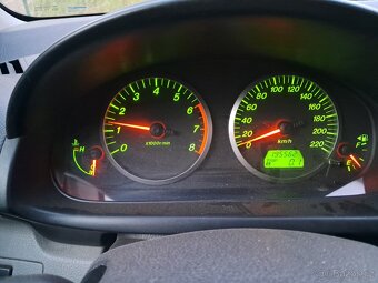 Mazda 2 1.2 benzin. Hezké pneu zimní - 7
