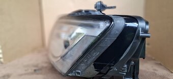 Predni svetla audiQ5 2014 - 7