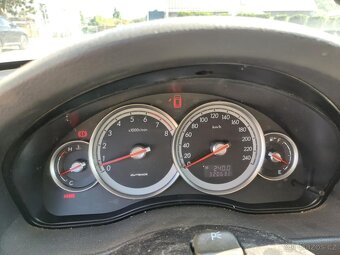 subaru outback 2.5 - 7