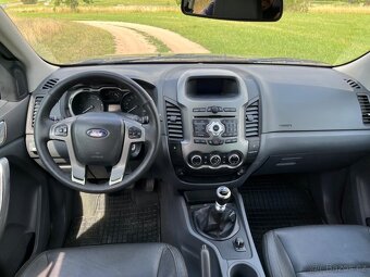 FORD RANGER 3,2TDCI LIMITED MANUÁL DOUBLECAB HARDTOP - 7