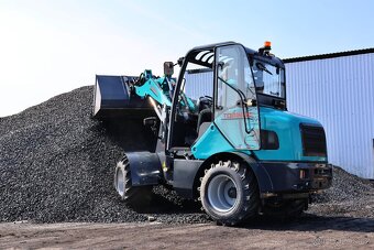 Kolový nakladač 4365A, nosnost 2300kg - 7