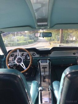 Ford Mustang Fastback 4.7 V8 SelectShift z roku 1967 - 7