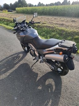 Suzuki V-strom 1000 - 7