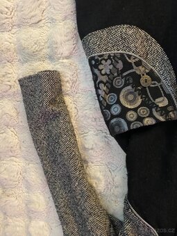 Desigual tvidovy kasmirovy vlneny cerny kabat 38 - 7