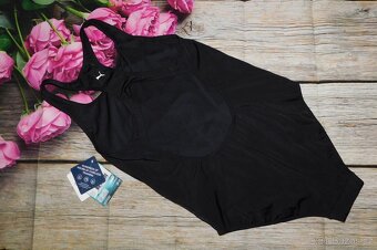 Dámské jednodílné černé sportovní plavky Puma - 7