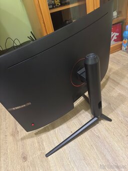 Monitor MSI 32" - 7