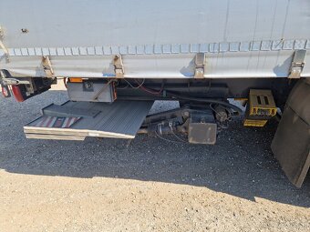 IVECO Stralis HI WAY 6x2 - 7