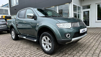 2.5DI-D  Double Cab Intense  4x4 - 7