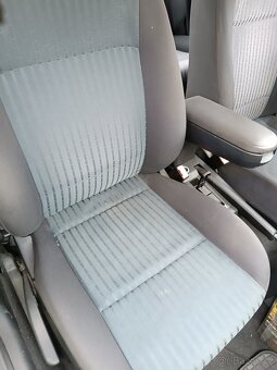 Škoda Octavia 1.9tdi 81 kw elegance - 7