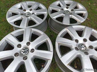 Originál alu kola VW Touareg r17 5x130 - 7