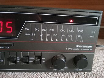 Universum - rádio, hodiny,budik - 7