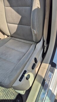 Škoda Superb 2.0 TDI (125 kW), 2011 - 7