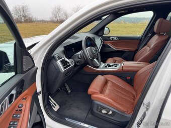 BMW X5 30d xDrive Facelift - SLEVA (panorama, tažné, 22"... - 7