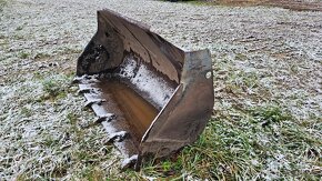 Nakladač KOMATSU WA 70-5 kloubový - 7
