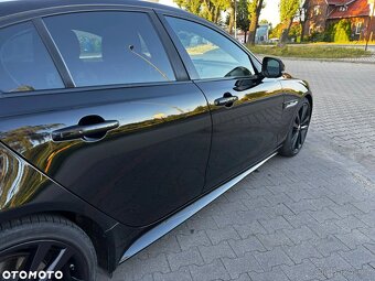 Jaguar XE 30t RWD R-Sport - 7
