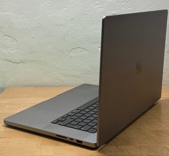 MacBook Pro 16” 2021 /16GB RAM/512GB SSD/Záruka - 7