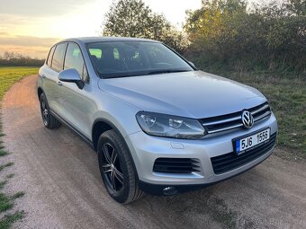 Volkswagen Touareg 3.0 tdi - 7