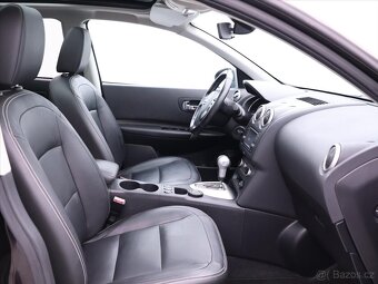 Nissan Qashqai 2,0 i 104kW Aut. Tekna Webasto (2012) - 7