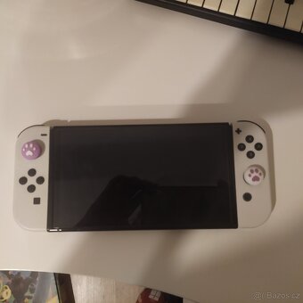 Nintendo Switch Oled + příslušenství - 7