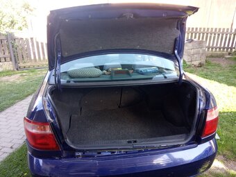 Nissan Almera 1,5 - 7