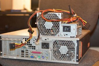 HP Compaq dc7800 + rezervní zdroj navíc - 7