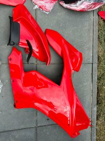 Ducati Panigale V4S 2018 2019 kompletní sada plastů - 7