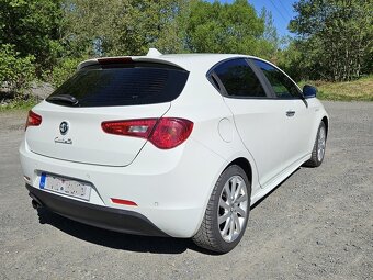 Alfa Romeo Giulietta Distinctive 1.4 125kw DOHODA - 7