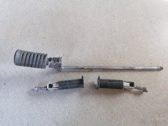 Stupačky na CZ 175/ 487 - 7