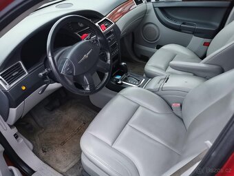 Prodám Chrysler Pacifica na nd - 7