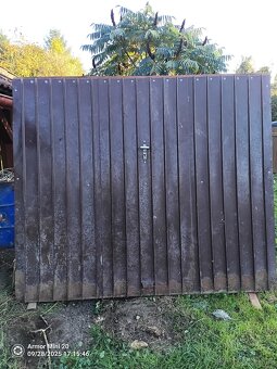 Plechová garážová vrata 237/204cm - 7