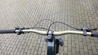 Trek slash  gen6  L - 7