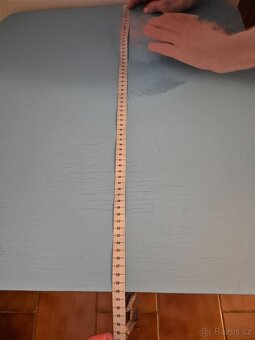 Set stolek a 2 židličky - 7