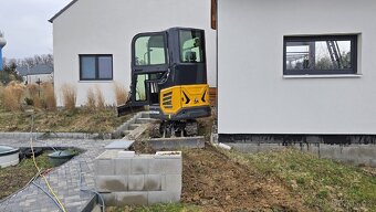 Bagr, dumper, výkopové práce, úpravy terénu a zahrad - 7