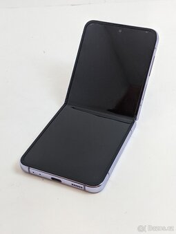 Samsung Galaxy Z Flip4 8/128gb black. - 7