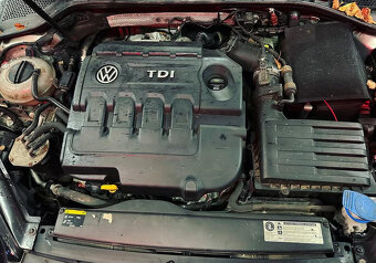 Vůz na náhradní díly VW Golf 7 kombi 2015 CXXB MWW LA7W - 7
