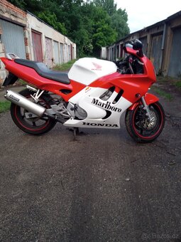 HONDA CBR 600 RR 1998 - 7