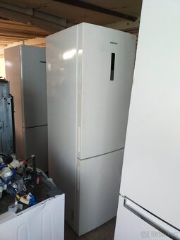 Prodám funkční lednici zn.SAMSUNG-180CM-3499KC---DOVEZU-- - 7