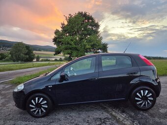 Fiat GRANDE Punto - KUP ČR / 1.2i - 124tis/km-2010 - 7