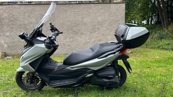 Honda Forza 350 - 7