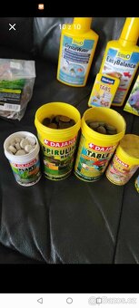 AKVÁRIUM S KOMPLET. VYBAVENÍM - 7