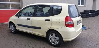 Honda jazz na náhradní díly rv. 2005 - 7