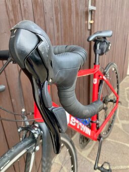 Silniční kolo B’TWIN Triban 500, vel. M – lehké, spolehlivé, - 7