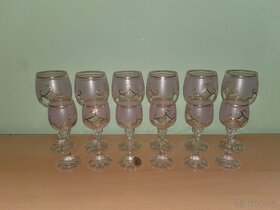 Sada na víno a vodku mřížkovaný a růžový fond Julie - 7