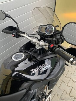 Triumph Tiger 800 XR - 7