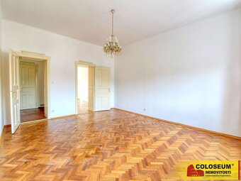 Znojmo, pronájem bytu 3+1, 96 m2, centrum města - byt - 7