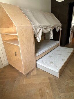 Dětská postýlka s úložným prostorem a výsuvným lůžkem - 7