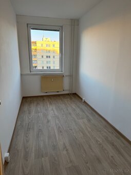 Studentské bydlení, tři pokoje k dispozici ihned. - 7